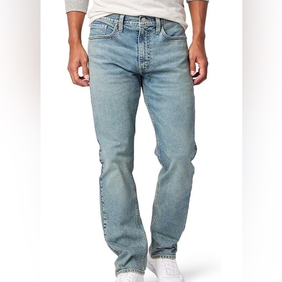 NWOT - Levi’s Signature - Slim Straight Jeans - 30x32 - Picture 1 of 9